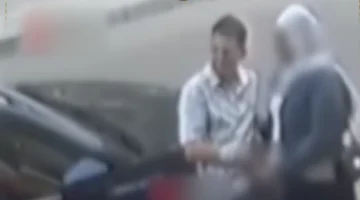القبض على شاب وفتاة بسبب أفعال خادشة للحياء في الطريق العام